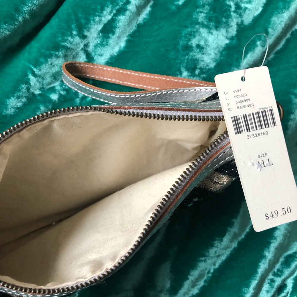Anthropologie Shimmered Ivrie Wristlet - Picture 4 of 4